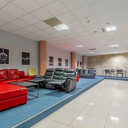 Downtown House Orange Hotel apartamentowy 4*