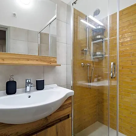 Downtown House Orange 4* Budapeszt
