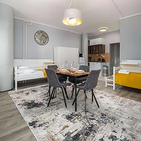 Downtown House Orange Hotel apartamentowy 4*