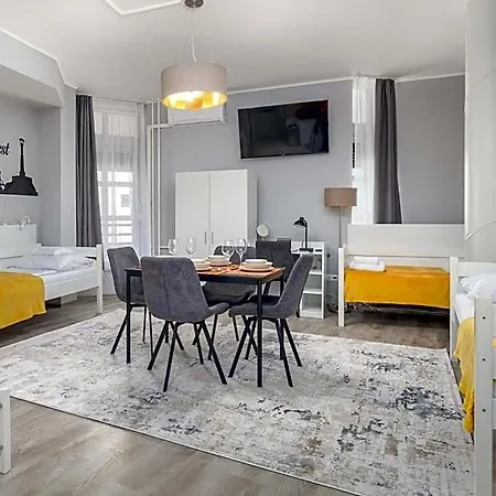 Downtown House Orange Hotel apartamentowy Budapeszt